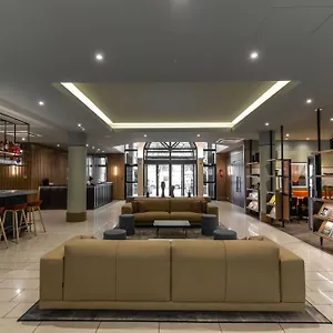 **** Aparthotel Adina Ungheria