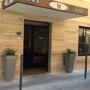 *** Hotel Touring Italia